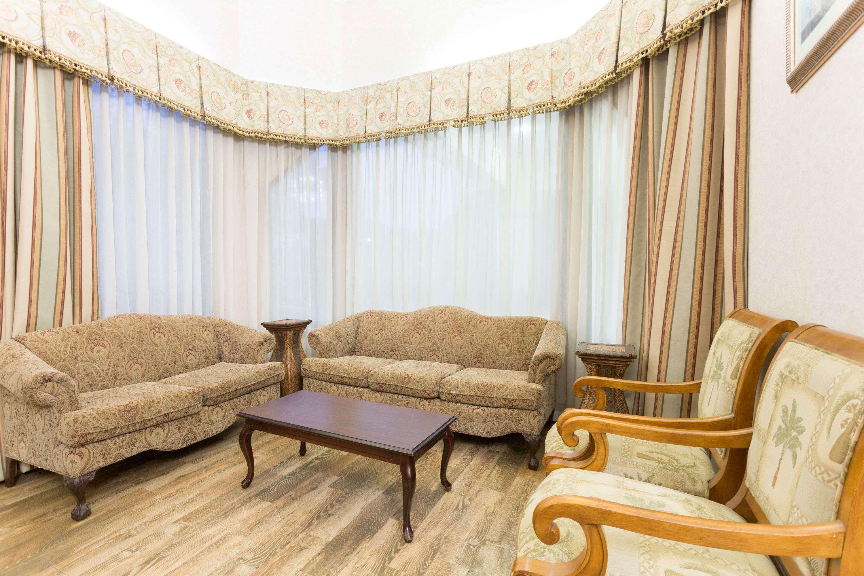 Days Inn By Wyndham Клемсън Екстериор снимка